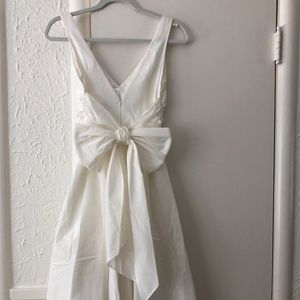 Nicole Miller Collection White Sleeveless Midi Cocktail Dress